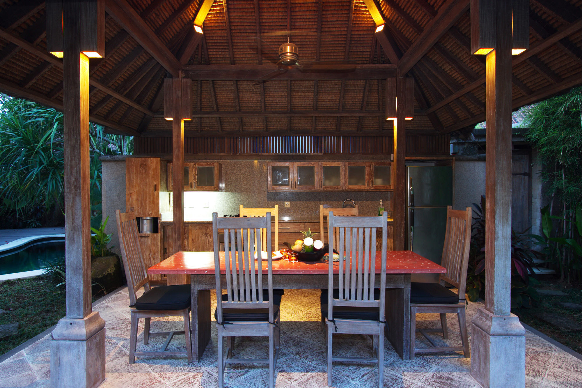 Villa Tirta Naga Bali Семиньяк Экстерьер фото