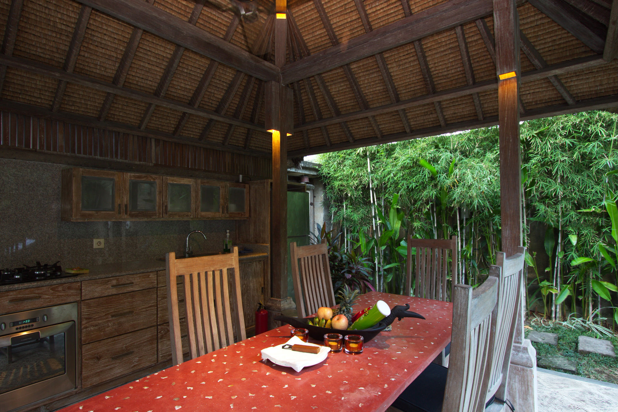 Villa Tirta Naga Bali Семиньяк Экстерьер фото