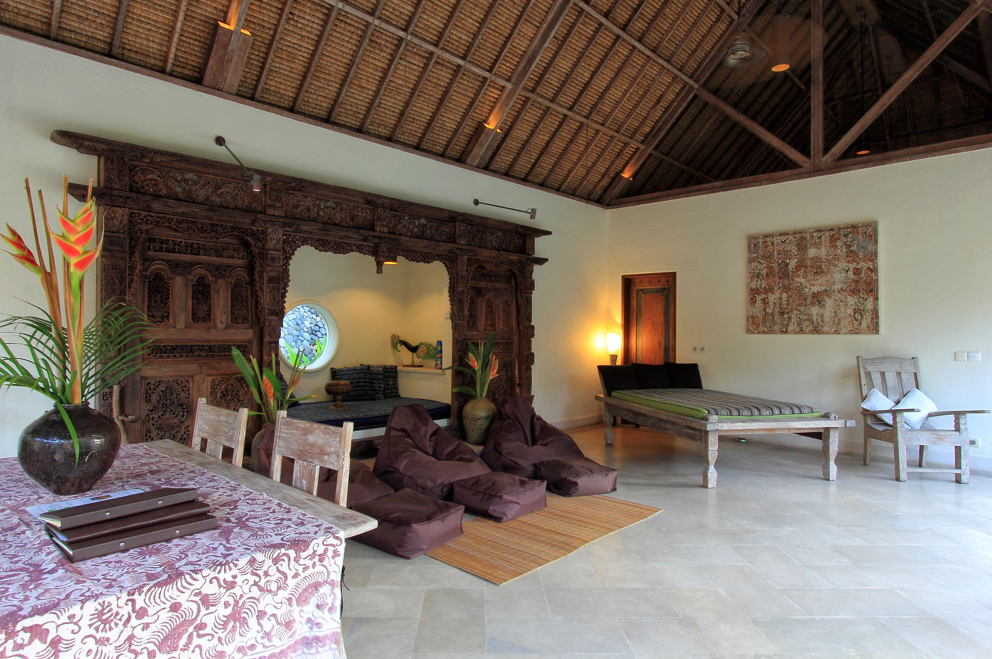 Villa Tirta Naga Bali Семиньяк Экстерьер фото